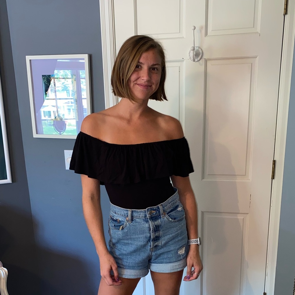 Cozy bodysuit, can be worn on or off shoulders